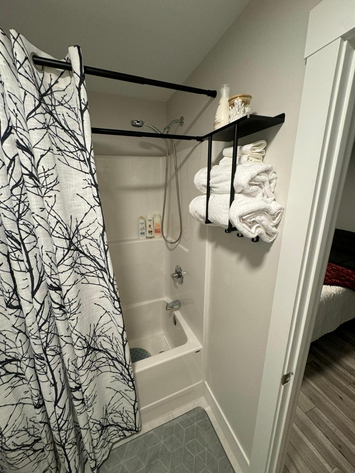 Choicest Cozy Stay Halifax Exterior foto
